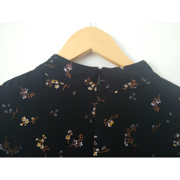 H&M Floral Dress - Picture 5 of 7